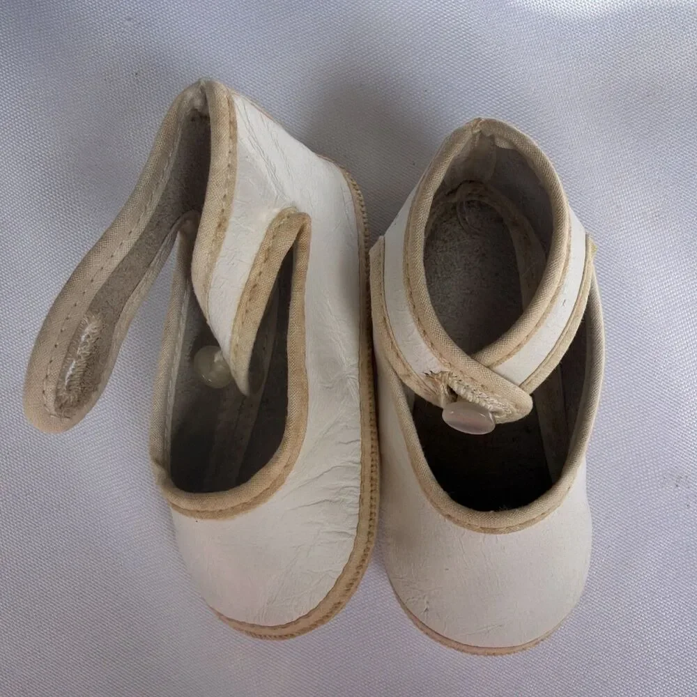 Vintage White Oilcloth Doll Shoes - Pearl Button Detail - Antique Fashion Doll